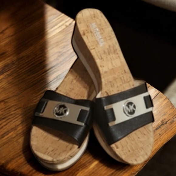 Michael Kors platform slide sandals black logo strap and cork-patterned wedge. - Picture 1 of 3